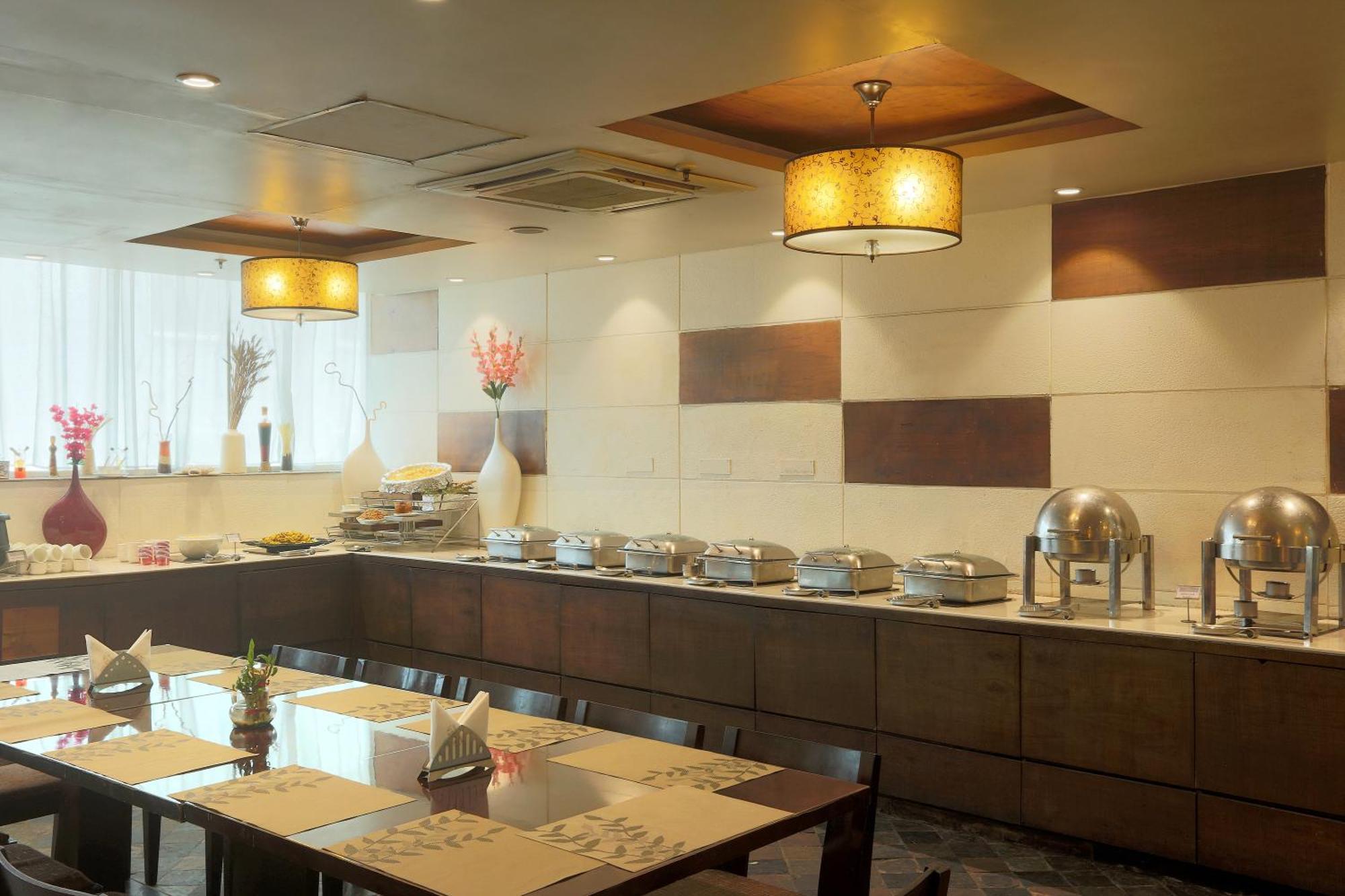 Vesta International Hotel Jaipur Eksteriør billede