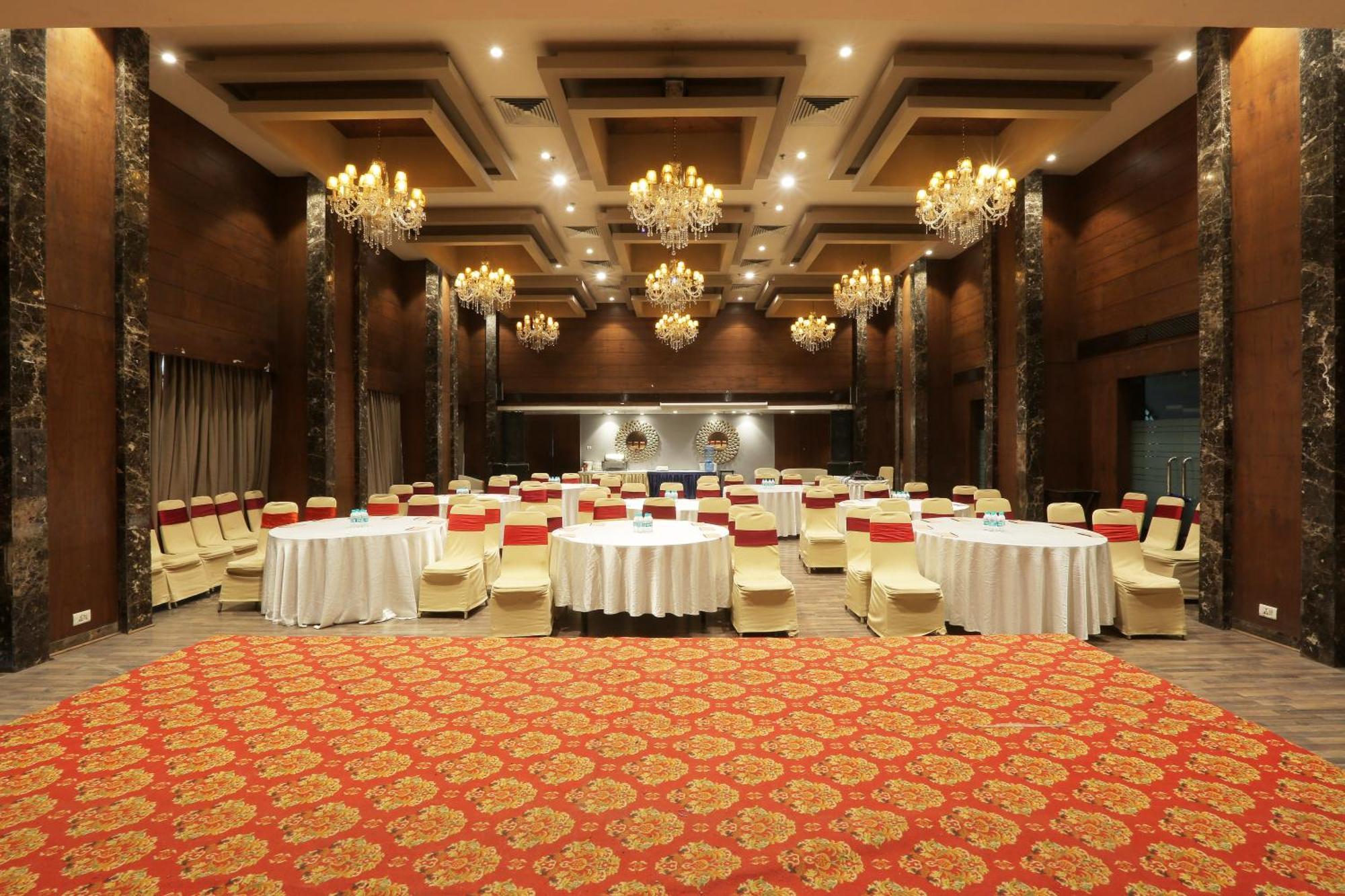 Vesta International Hotel Jaipur Eksteriør billede