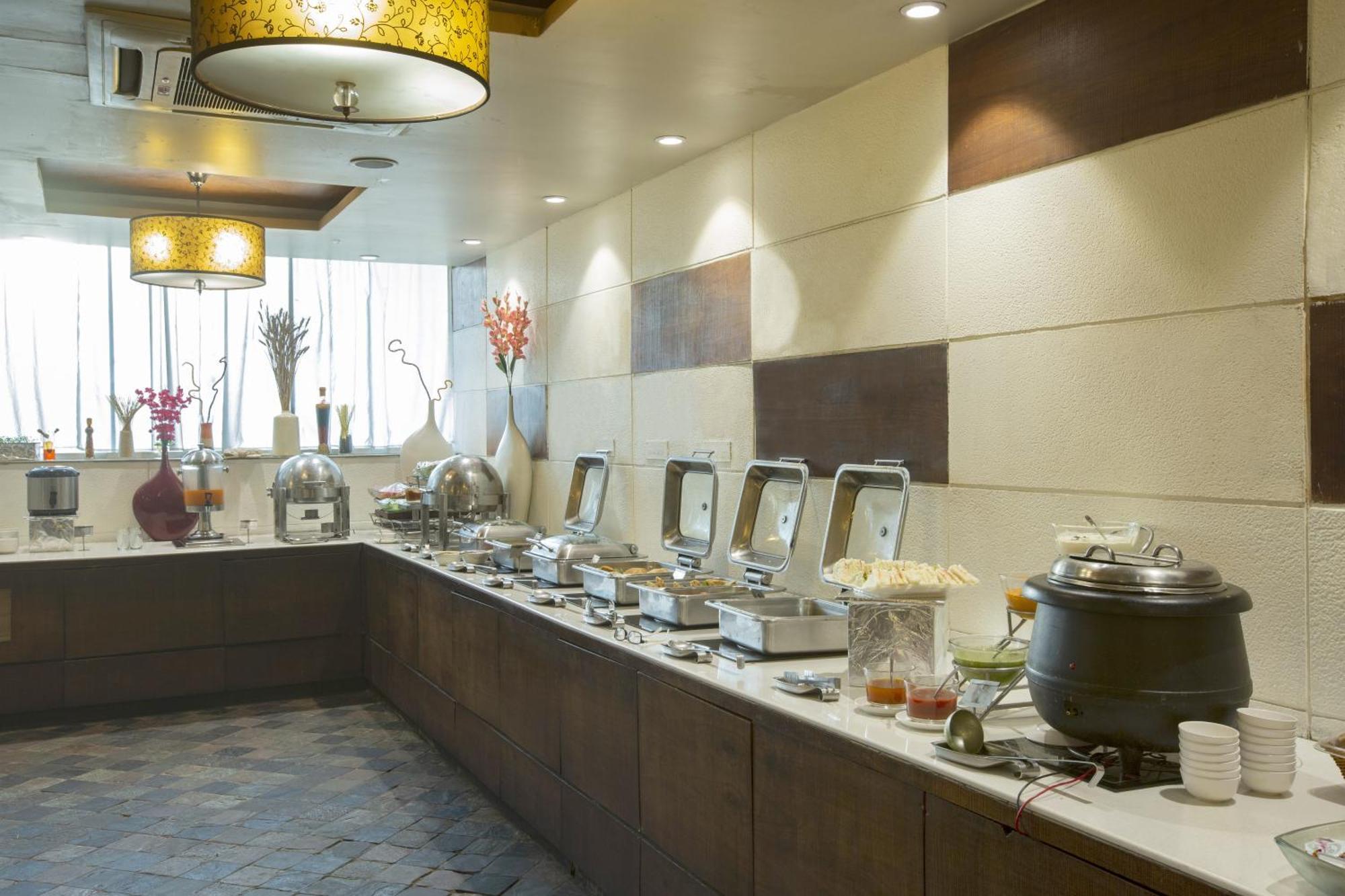 Vesta International Hotel Jaipur Eksteriør billede