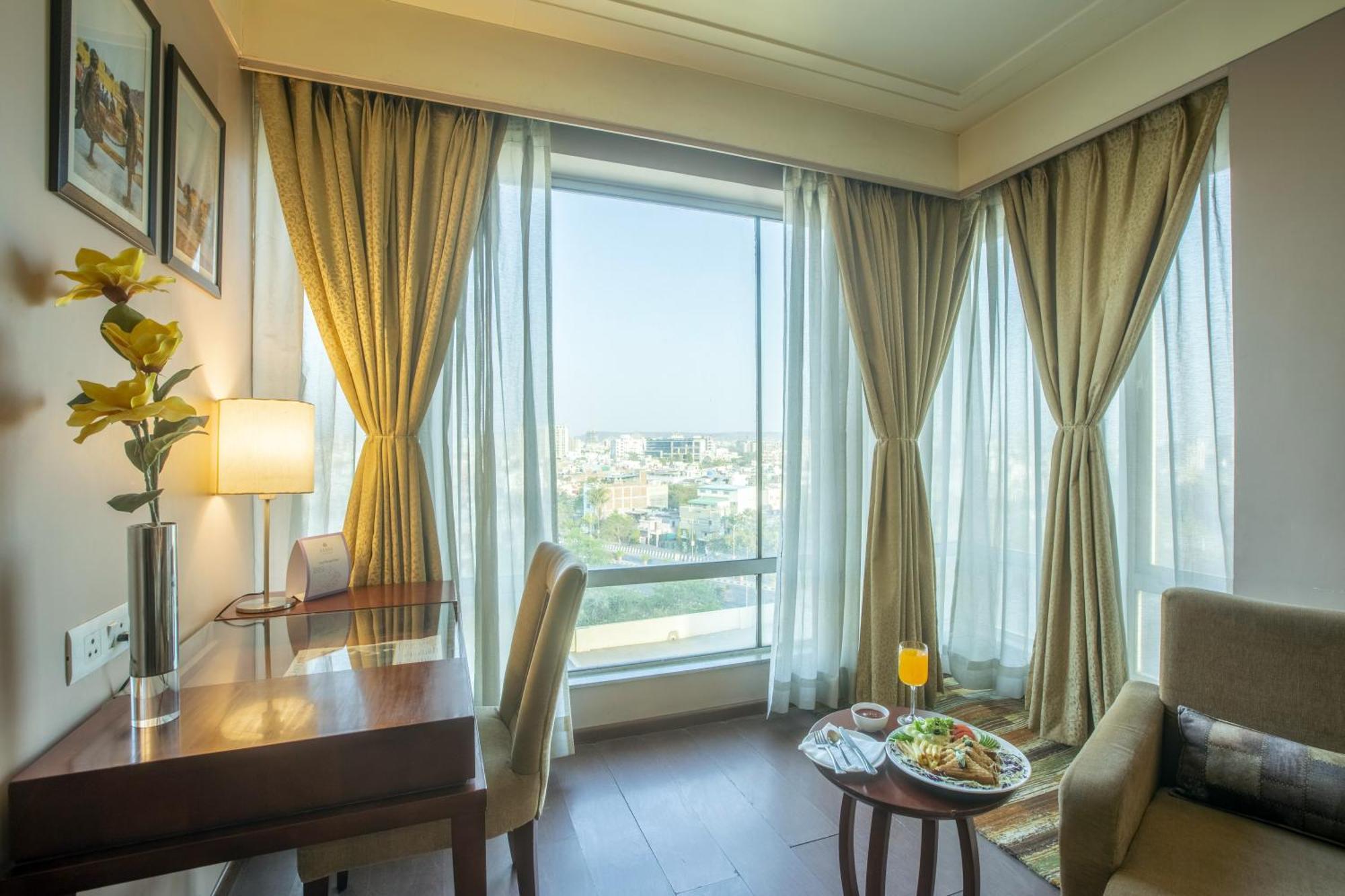 Vesta International Hotel Jaipur Eksteriør billede