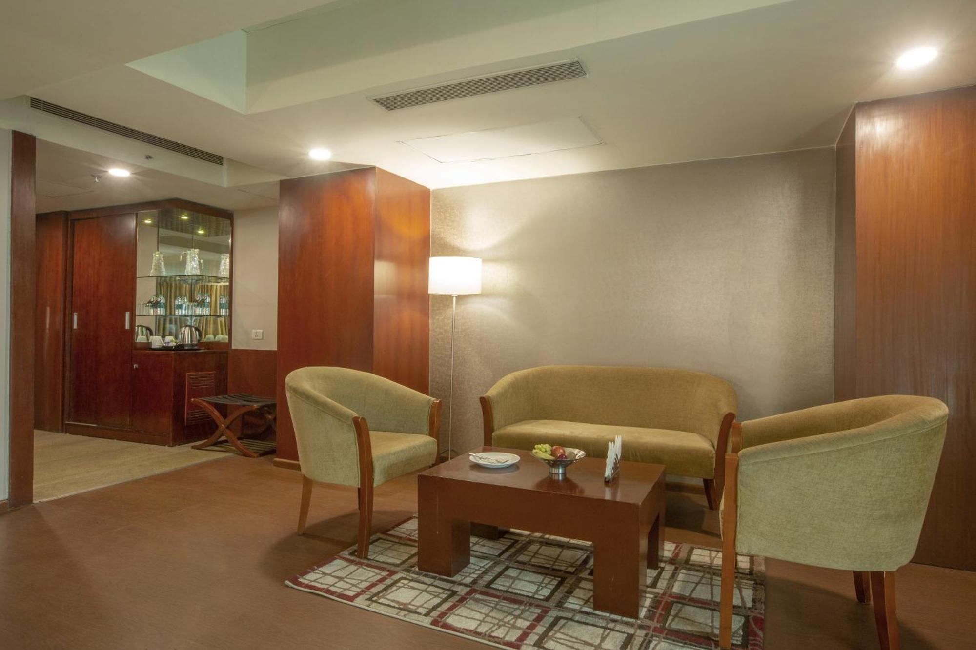 Vesta International Hotel Jaipur Eksteriør billede